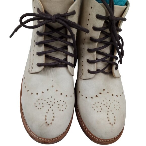 Bed Stu Benchmade Chelsea Lace Up Ankle Boots Size 8 Leather Beige Brogue Combat - Picture 14 of 16